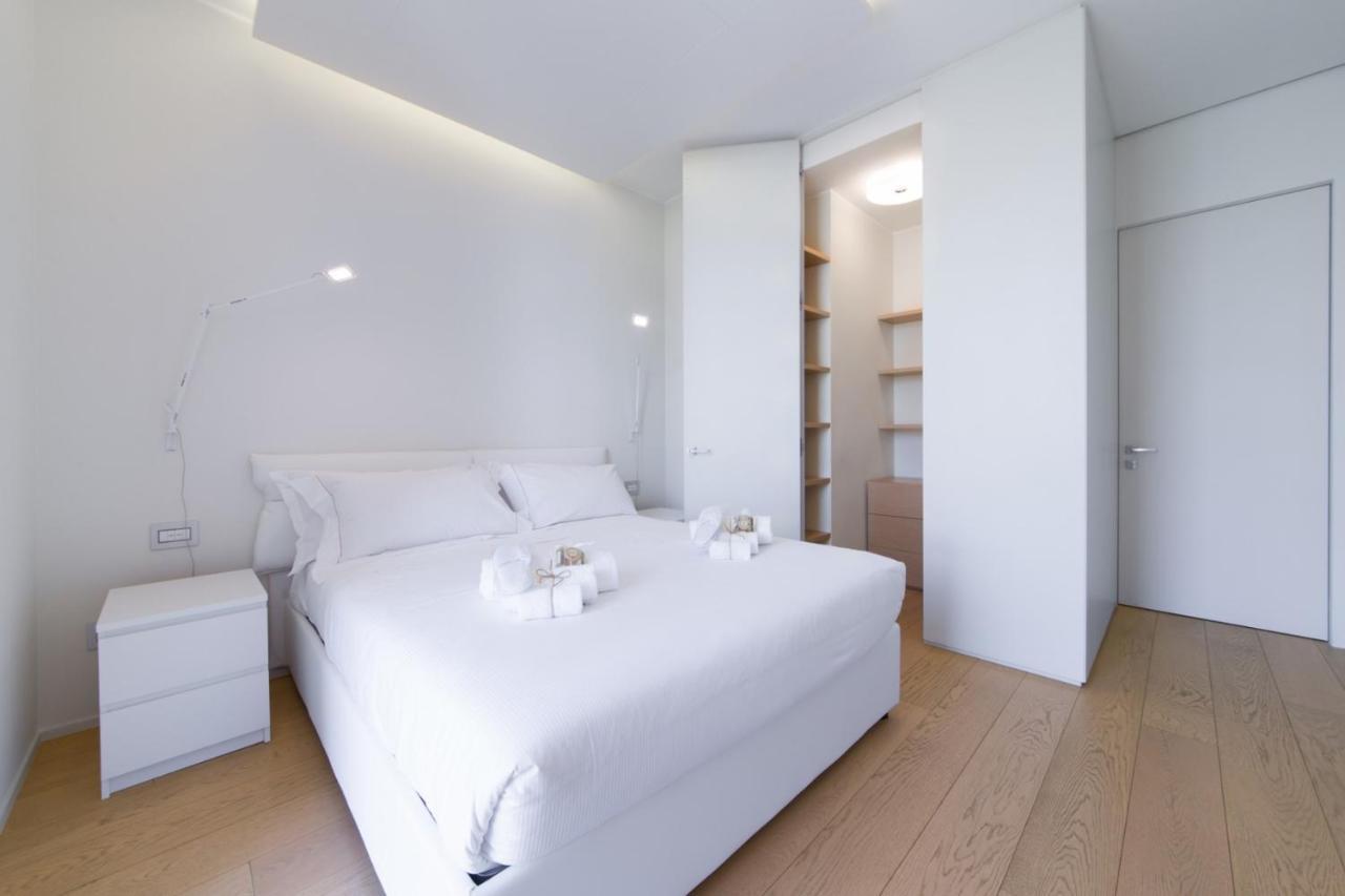 Stylish Elegant Suite In Torre Solaria With Exclusive Milan'S View Dış mekan fotoğraf