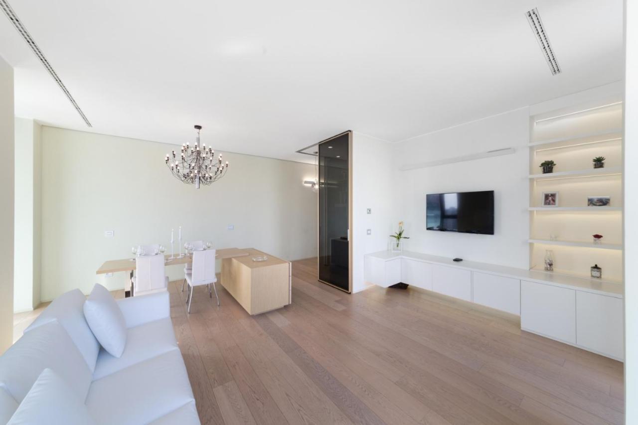 Stylish Elegant Suite In Torre Solaria With Exclusive Milan'S View Dış mekan fotoğraf